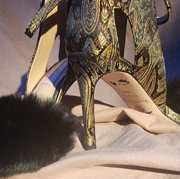 Antonio Melani Kayleigh Ankle Strap Rabbit Fur Heels - Picture 7 of 8